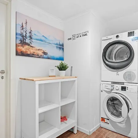 Oasis By Loftigo - Cozy Mit Regendusche *