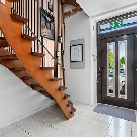 Modern House Brick Lane With Terrace&wintergarden - Loftigo