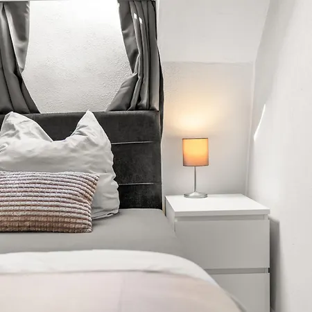 Modern House Brick Lane With Terrace&wintergarden - Loftigo Apartment Selfkant