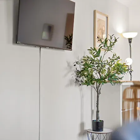 דירה Modern House 